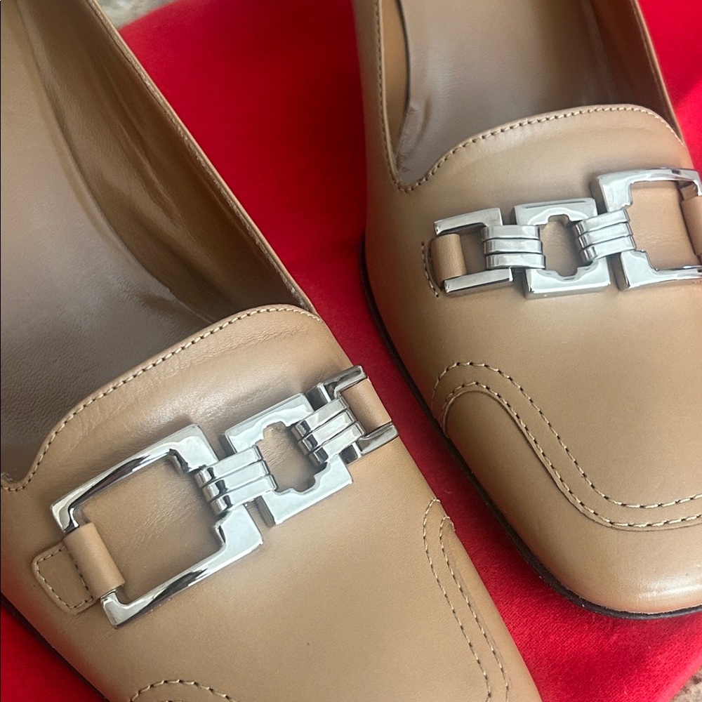 New Bally camel pumps - Picture 3 of 16